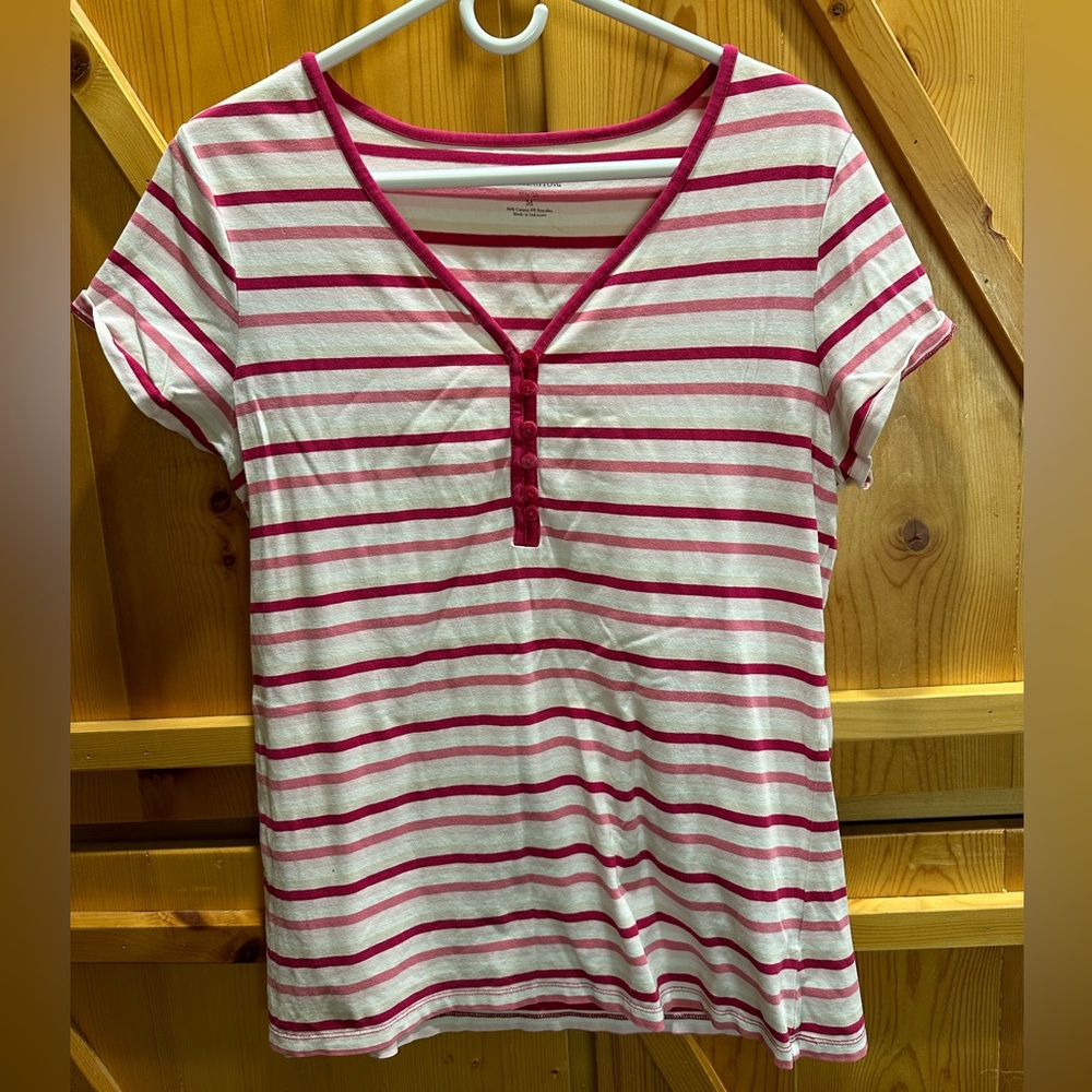 Women’s Croft & Barrow Striped Top - Size Medium - Picture 1 of 3